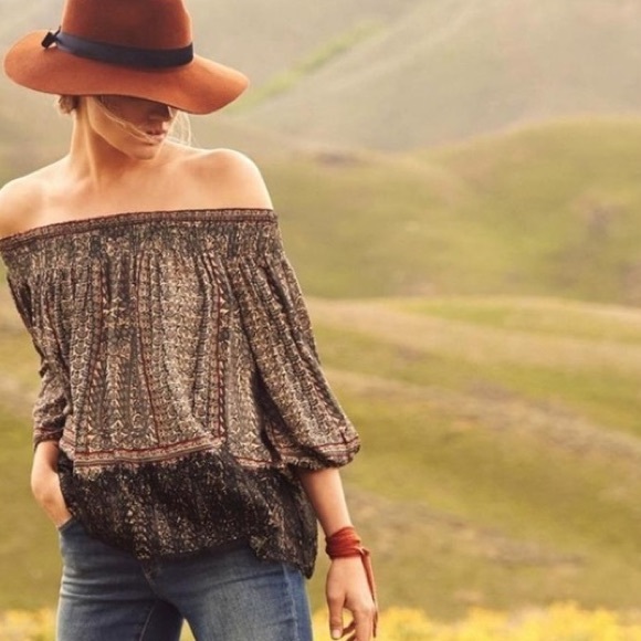 Anthropologie Tops - 3/$20 Anthropologie Vanessa Virginia Augusta top